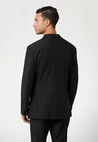 Guess TECH-STRETCH - Ülikonnapintsakud - schwarz