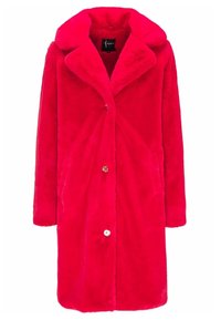 Cappotto in pelliccia artificiale di un brillante colore rosa, con colletto a punta, maniche lunghe, due tasche frontali e tre bottoni metallici sulla parte anteriore.