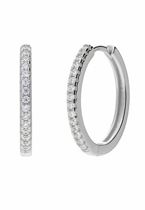 Silberne Kreolenohrringe mit einer Reihe kleiner, runder klarer Edelsteine, die am äußeren Rand eingefasst sind, Vorder- und Seitenansicht.