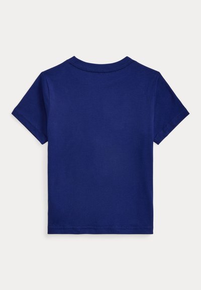 Tmavě modré bavlněné tričko s krátkými rukávy a kulatým výstřihem, s hladkou texturou a čistým šitím. Zobrazen pouze zadní pohled.