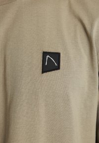 Unausgewählt, light grey