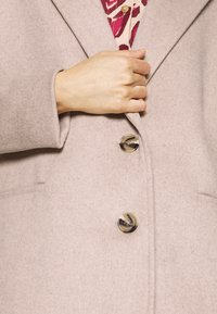Fabienne Chapot Cappotto classico - beige