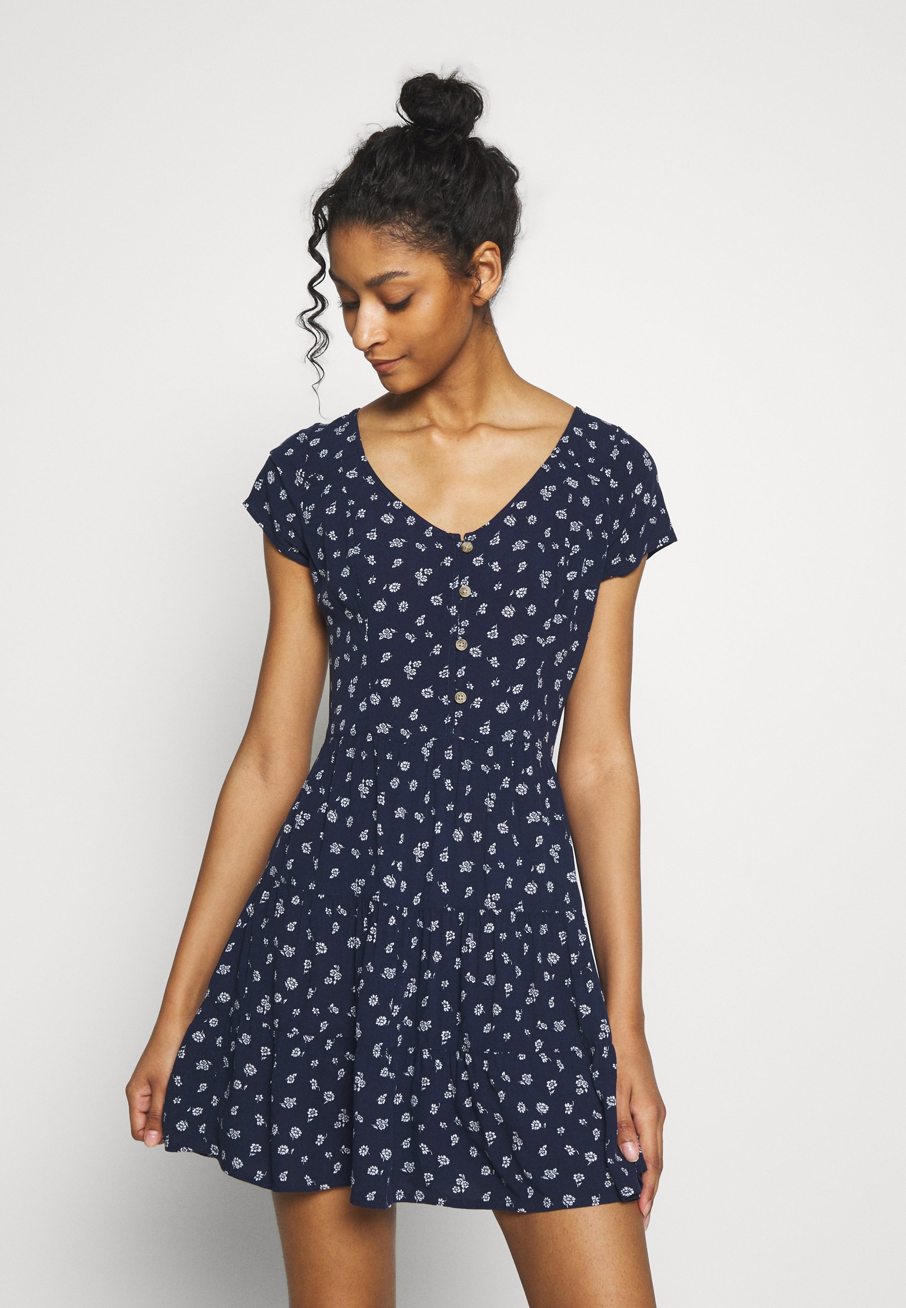 Hollister Co Tiered Short Dress Blusenkleid Navy Blau Zalando Ch 