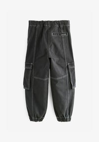 Neizvēlēts, black contrast