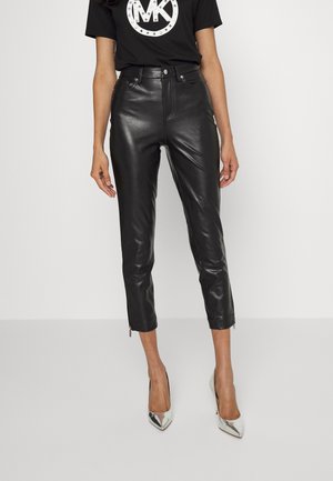 Pantalones - black