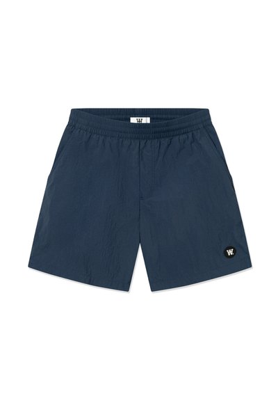 Shorts bleu marine en tissu léger, dotés d'une taille élastique, de poches latérales et d'un petit logo noir.