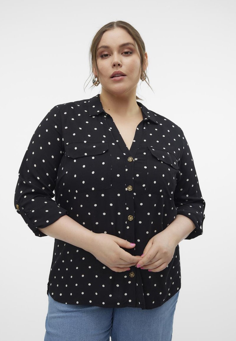 Vero Moda Curve - VMBUMPY SHIRT NEW - Blúzka so zapínaním na gombíky - black/white, Zväčšiť