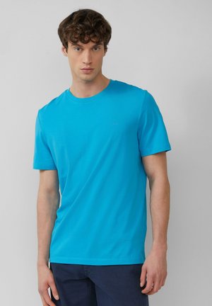 - T-shirt basic