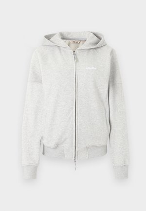 Lysegrå lynlåshættejakke med lange ærmer, ribstrikkede manchetter og kant, forlommer og lille hvid "ellesse"-logo på brystet.