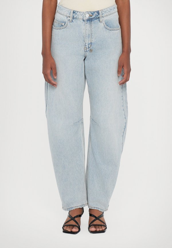 BARREL STATIK - Loose Jeans