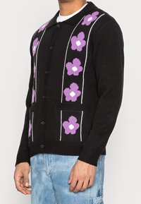 Obey Clothing Kofta - black