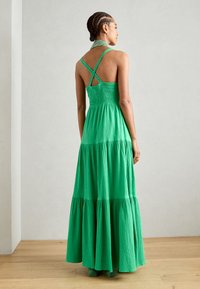 Scotch & Soda DRESS WITH SMOCK DETAIL - Robe longue - scuba green