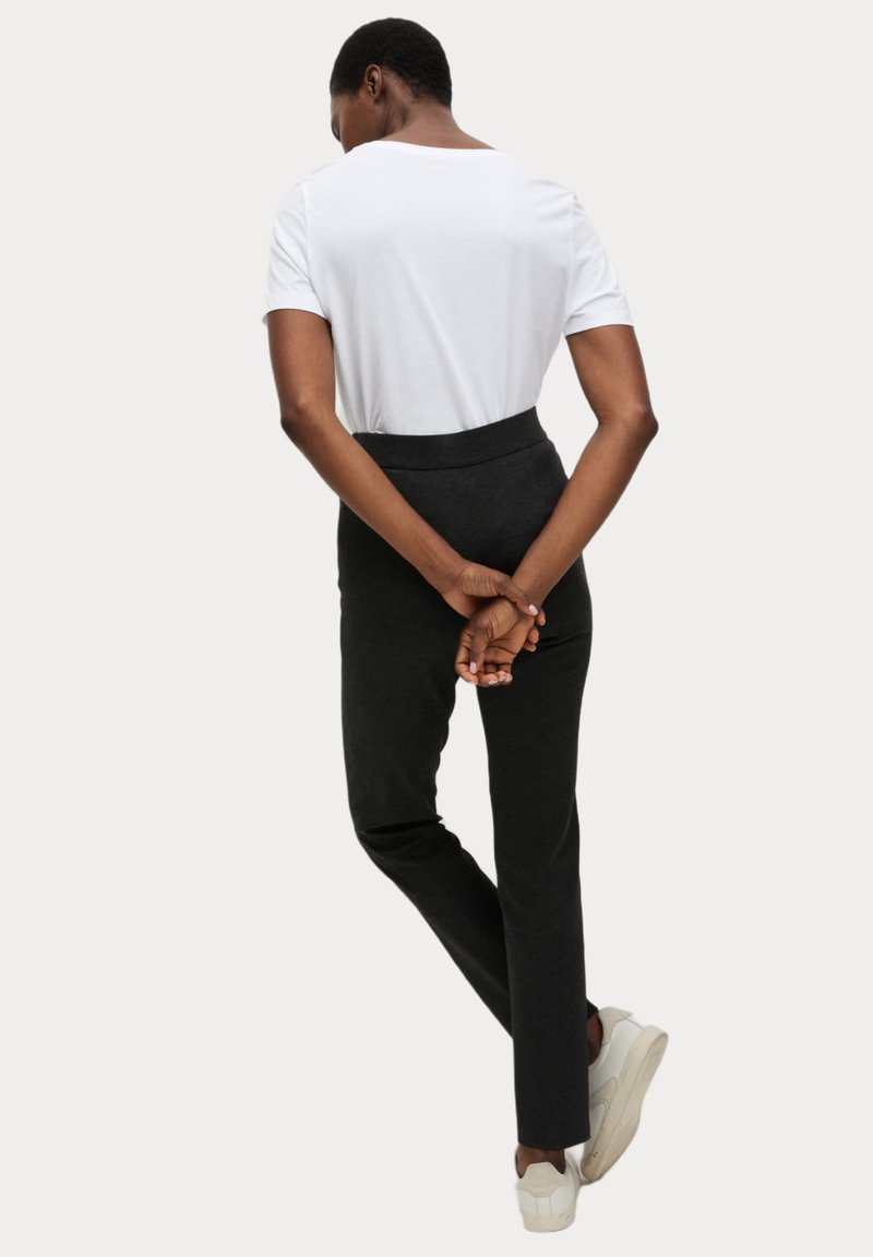 Andrea Falco Pantaloni Jeans Donna Marks & Spencer Gamba Larga Vita Alta – Denim In Cotone E Lyocell, Taglio Comodo E Moderno Jeans Flared Uomo - Foto 7