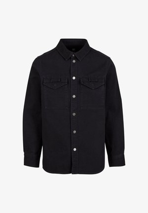 Musta pitkähihainen farkkupaita, jossa on kärjellinen kaulus, kaksi rintataskua ja nepparikiinnitys edessä.