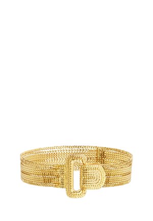 Ceinture large texturée couleur or avec boucle rectangulaire et passant, conçue avec un motif tissé.