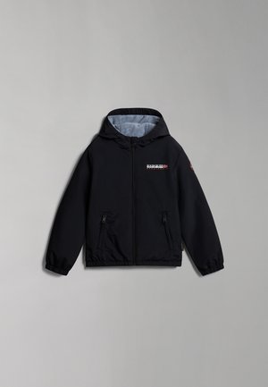 Chaqueta negra con cremallera y capucha, con bolsillos laterales, puños elásticos y forro azul claro. Logotipo impreso en el pecho. Textura suave.