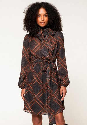 Day dress - marrone