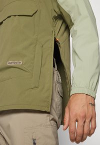 Icepeak YUA - Giacca a vento - olive