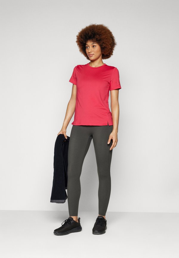 Basic T-shirt - love potion2