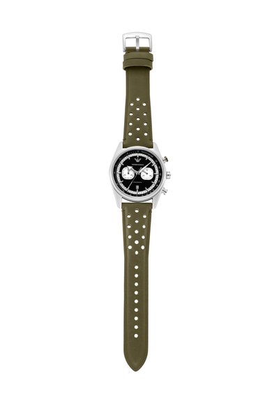 Reloj de pulsera de acero inoxidable plateado con una esfera negra, subesferas blancas y una correa de silicona perforada en color verde oliva. Caja redonda.