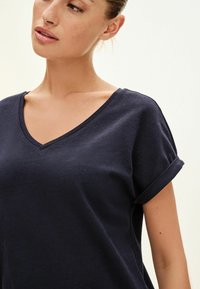 Next V-NECK CAPPED SLEEVE  - Trikotaažkleit - navy