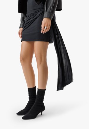 Botine clasice - schwarz