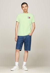 Thumbnail Image 2