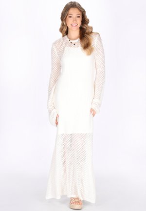 - Sukienka dzianinowa