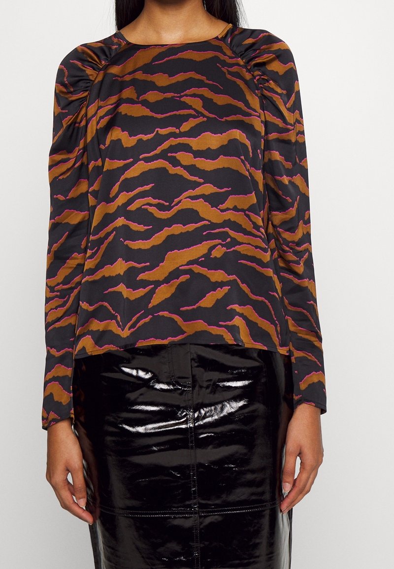 2nd Day Blouse - black