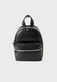 BACKPACK - Retkeilyreppu - black