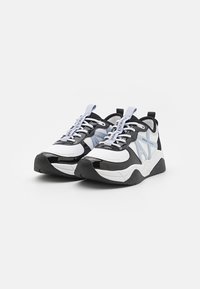 Armani Exchange LACE UP - Sneakers basse - optical white/black/blue