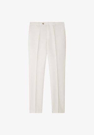Pantalon sur mesure pour homme blanc cassé avec passants pour ceinture, poches latérales, bouton à l’avant et pli frontal sur chaque jambe.