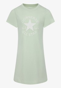 Világoszöld, rövid ujjú pamut póló, fehér csillaggal és "Converse Chuck Taylor All Star" felirattal az elején.