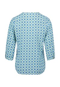 Geprinte blouse in lichtblauw met groene accenten, voorzien van driekwartmouwen en een losse pasvorm, ontworpen met een geometrisch motief in het geheel.