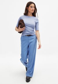 NA-KD Pamata T-krekls - light blue
