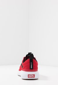 Vans ULTRARANGE EXO UNISEX - Sapatilhas - red