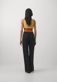 HUGO Pantalon classique - black