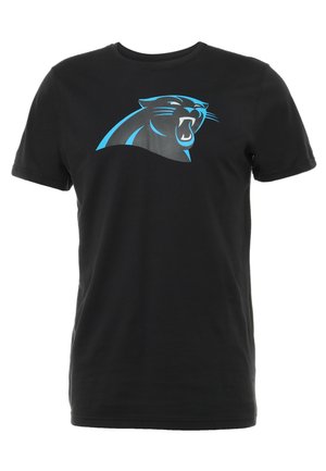 Schwarzes Baumwoll-T-Shirt mit einem auffälligen, blauen und grauen Carolina Panthers Logo-Design auf der Vorderseite, Kurzarm und Rundhalsausschnitt.