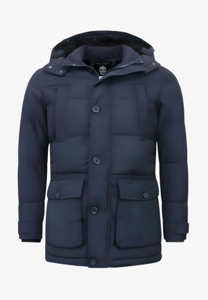 Marine pufferjack met kap, voorzien van een rits- en knoopsluiting, meerdere voorzakken en een gestructureerde stof voor isolatie.