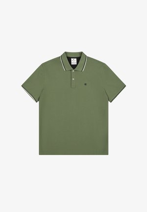 Polo vert olive en coton, avec un col à deux boutons, des bandes blanches sur le col et les manches, et un logo brodé.