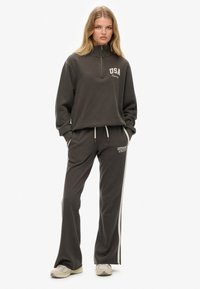 Superdry & Co Jogginghose - charcoal