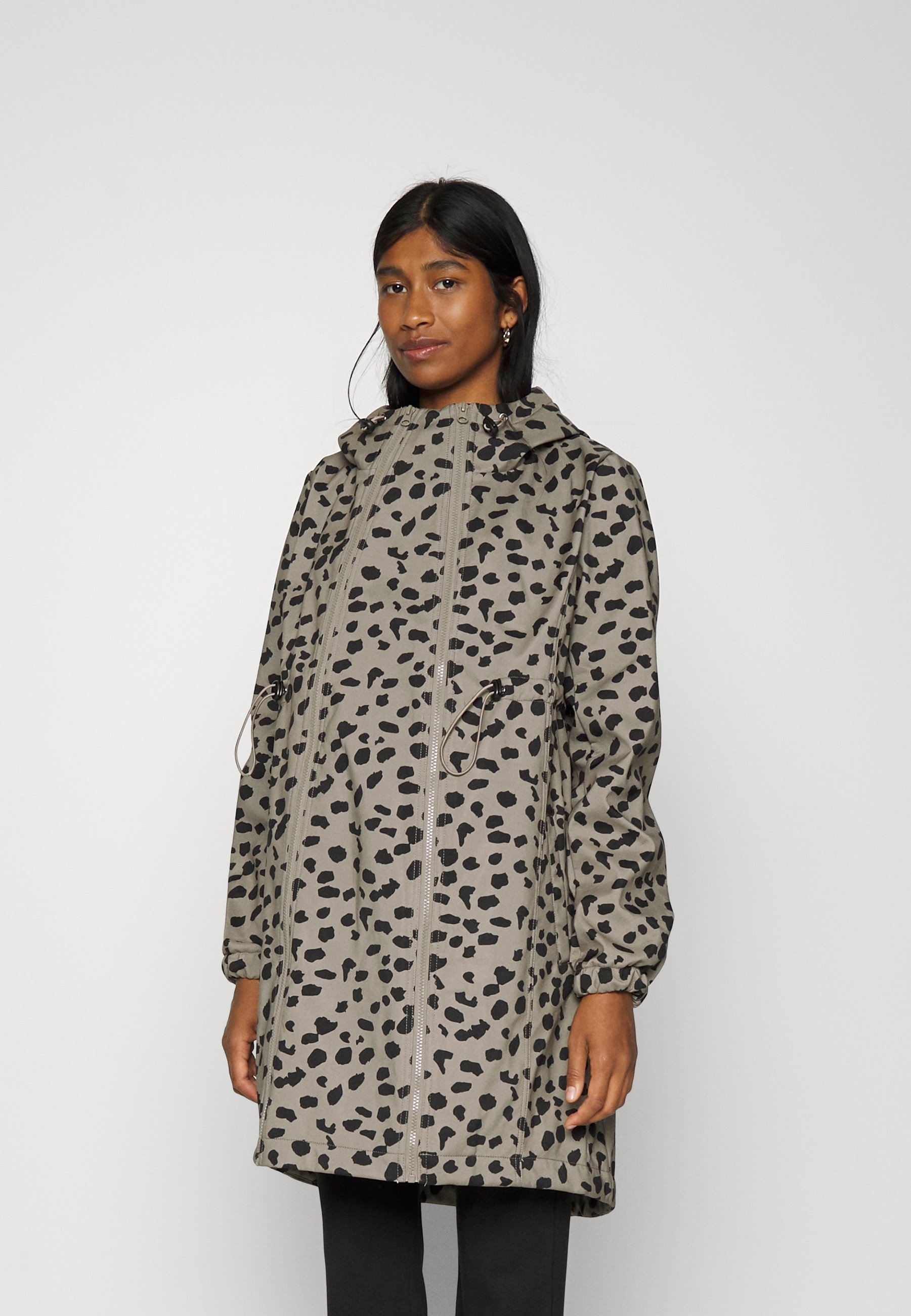 Mamalicious Ella 3-in-1 Maternity Jacket, Mink/Black