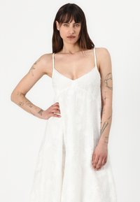DRYKORN AVISSA - Vestido informal - off white