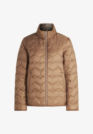 Brązowa pikowana kurtka puchowa z wysokim kołnierzem, zamek błyskawiczny i wyściółka w panterkę. Posiada okrągłe, pikowane wzory na całej powierzchni.