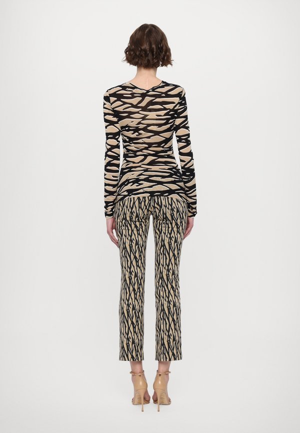 LONG SLEEVE SHIRT - Long sleeved top2