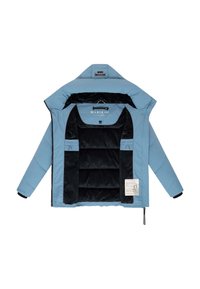 Ljusblå vadderad jacka med dragkedja fram, svart innertyg och etikett. Har en hög krage och elastiska ärmslut.