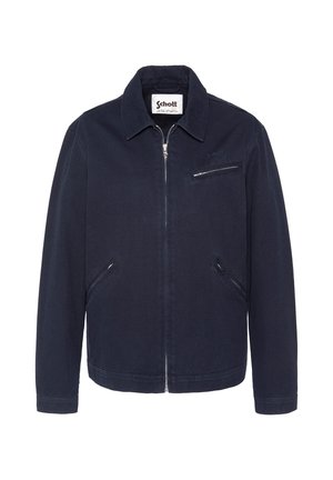 Marineblå afslappet jakke med lynlås foran, tre lynlåslommer, krave og diskret brandlogo på brystet.