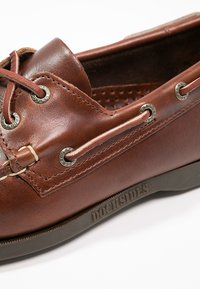Thumbnail Image 6