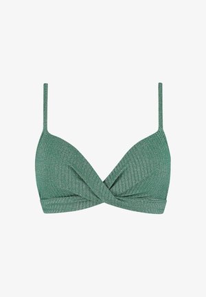Groen geribd stoffen beha met dunne schouderbandjes en een gedraaide voorkant, weergegeven op een witte achtergrond.