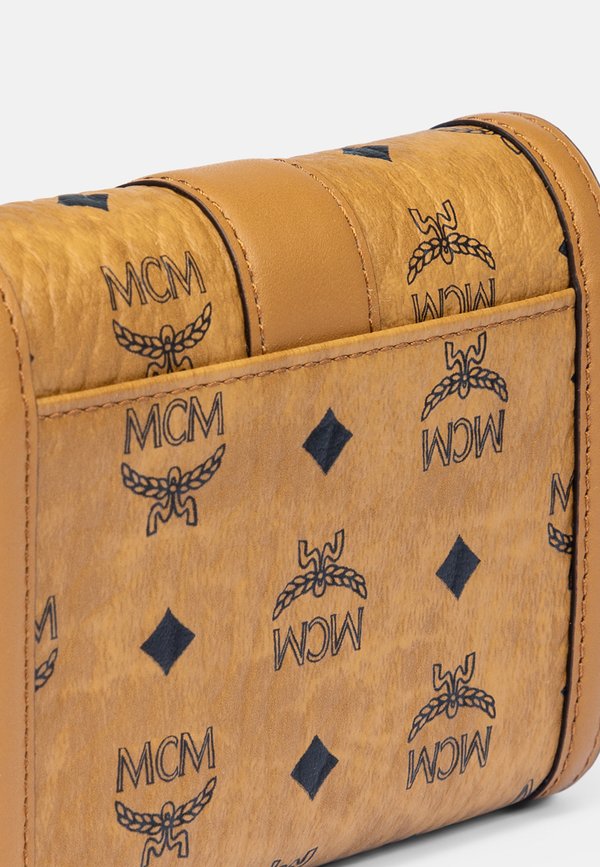 TRACY SMALL WALLET  - Wallet - cognac2